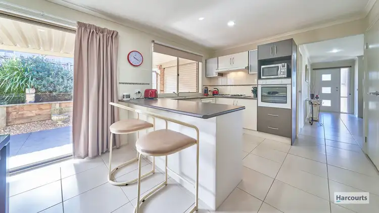 Seventh view of Homely house listing, 21 Palm Square, Drouin VIC 3818