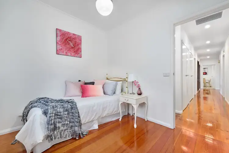 18 Moore Road, Vermont VIC 3133