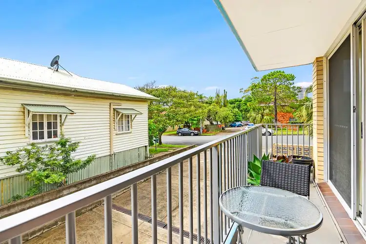 1/45 Railway street, Southport QLD 4215