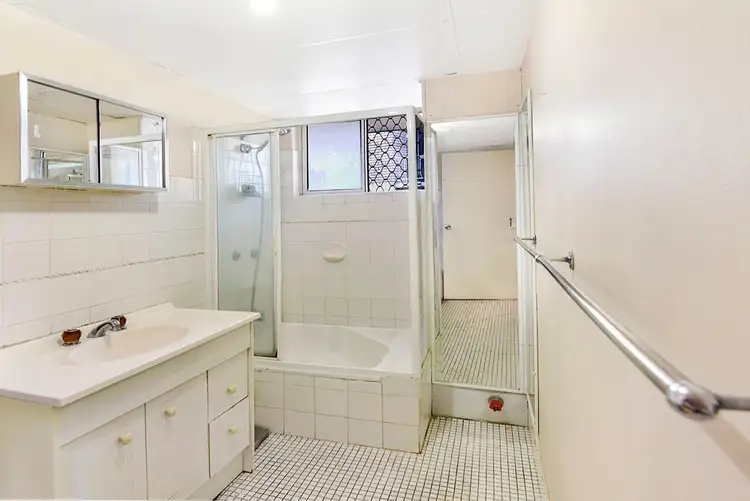 Fourth view of Homely unit listing, 1/45 Railway street, Southport QLD 4215
