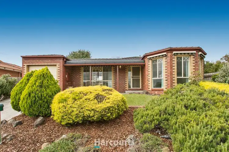 24 Jessie Street, Cranbourne North VIC 3977