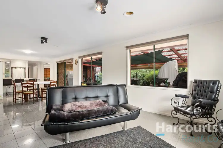Fifth view of Homely house listing, 10 De Castella Close, Mill Park VIC 3082