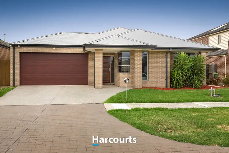 13 Silverleaf Crescent, Officer VIC 3809