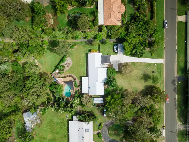 19-21 Verden Drive, Urangan QLD 4655