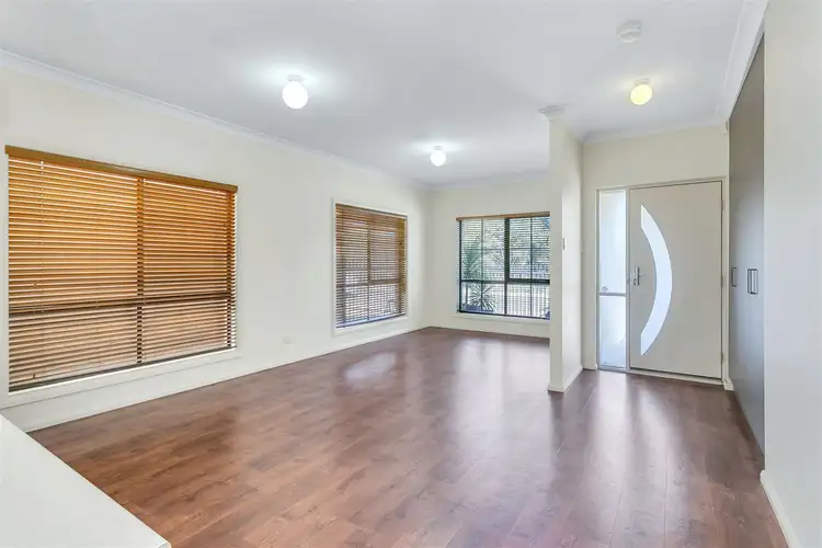 19 Everglade Street, Mawson Lakes SA 5095
