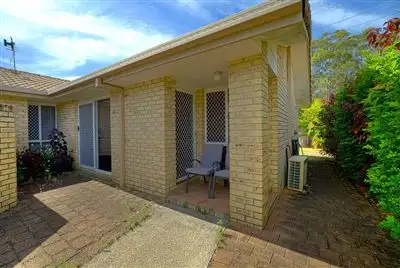 2/18 Kenny Drive, Labrador QLD