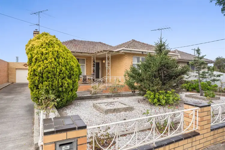 30 Walsgott Street, North Geelong VIC 3215