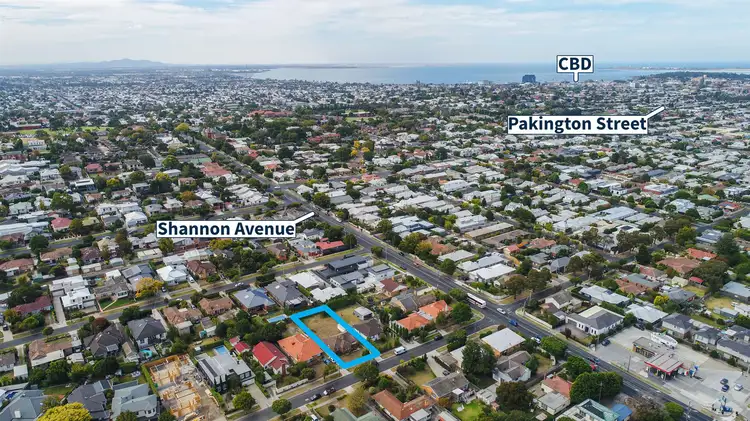 4 Vista Road, Newtown VIC 3220