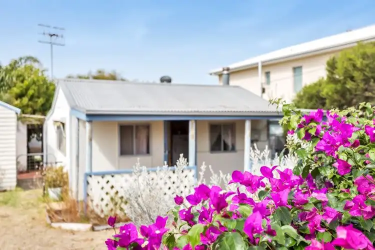 16 Elliot Avenue, Hayborough SA 5211