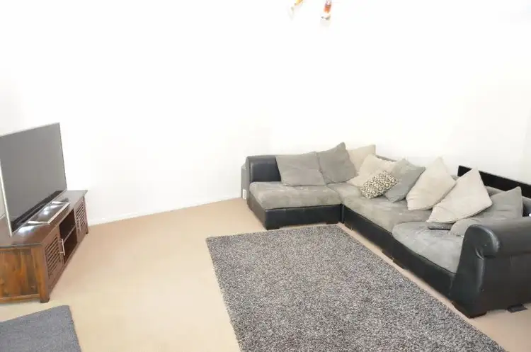 Seventh view of Homely house listing, 15 Birdie Court, Arundel QLD 4214