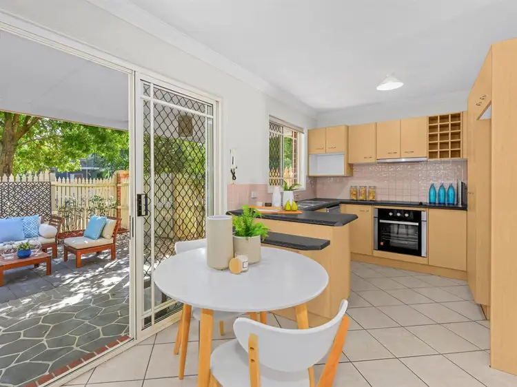 Fifth view of Homely townhouse listing, 2/125 Allen Street, Hamilton QLD 4007