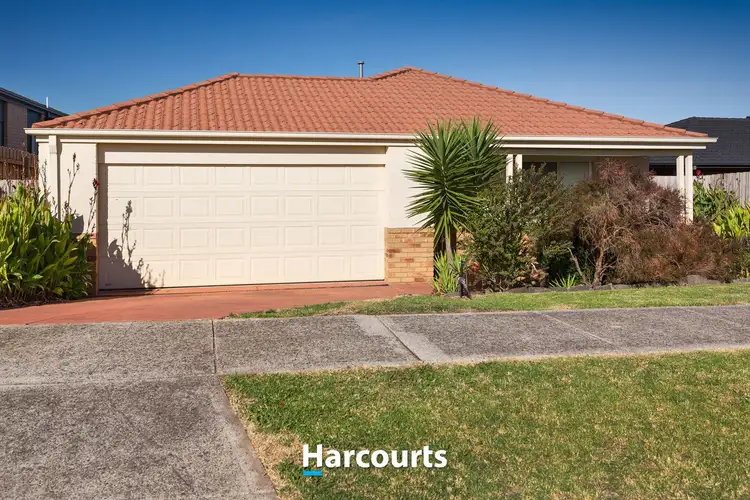 21 Hollington Way, Berwick VIC 3806