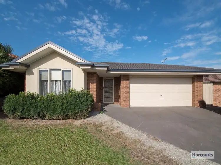 42 Springwater Drive, Drouin VIC 3818