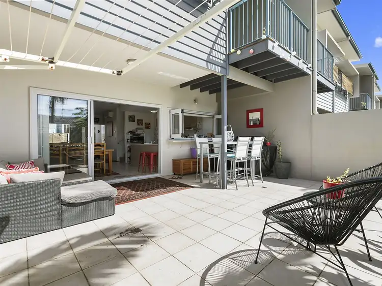Second view of Homely unit listing, 2/152 Burnett St, Buderim QLD 4556