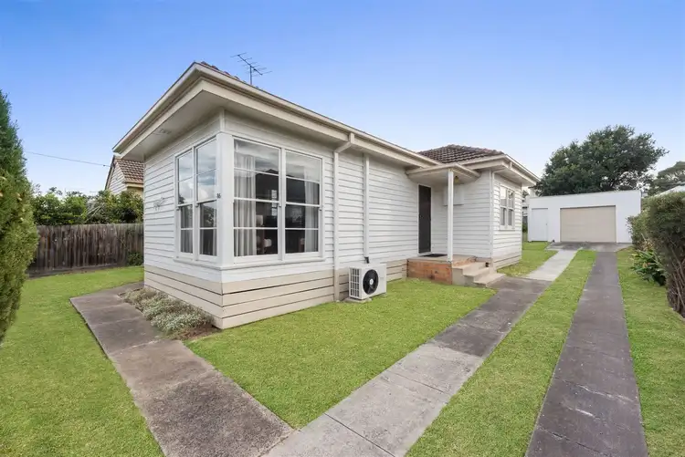 86 Vines Road, Hamlyn Heights VIC 3215