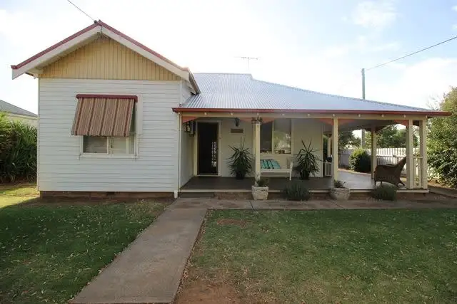 1 Chamen Street, Cootamundra NSW 2590