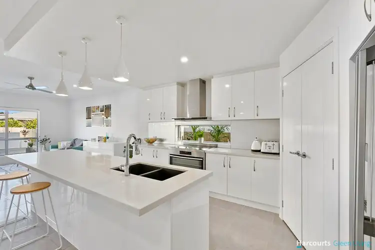 12 Rosemary Street, Thornlands QLD 4164