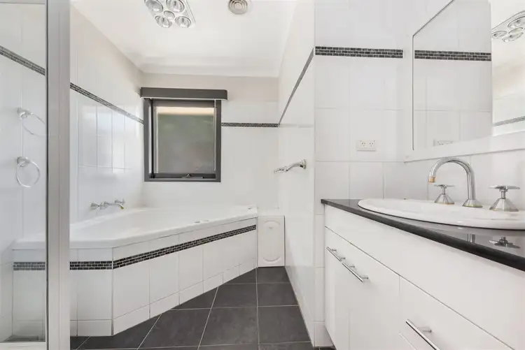 Fifth view of Homely house listing, 6 Dunraven Court, Corio VIC 3214