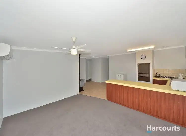 Sixth view of Homely unit listing, 2/3 Ebb Court, Halls Head WA 6210