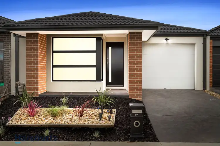 17 Eloise Circuit, Officer VIC 3809