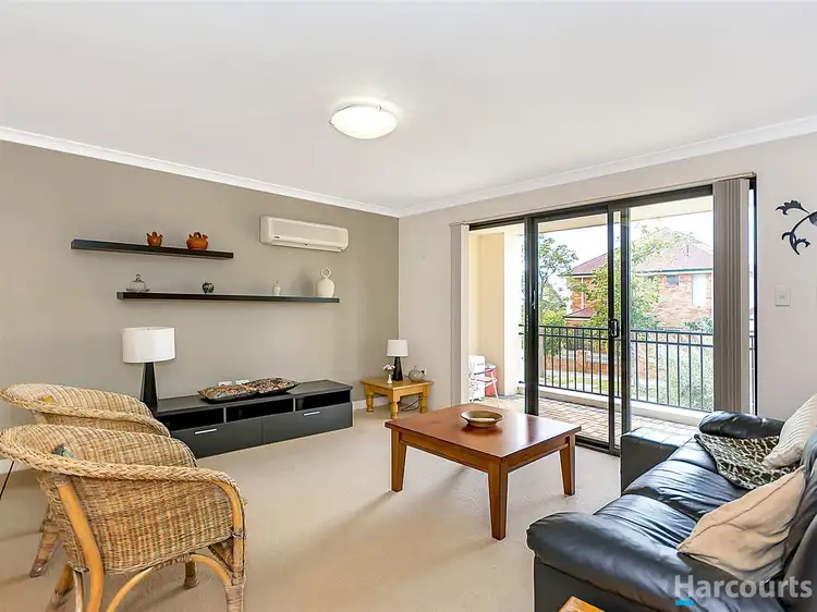 Fourth view of Homely unit listing, 1/6 Wattlebird Loop, Joondalup WA 6027