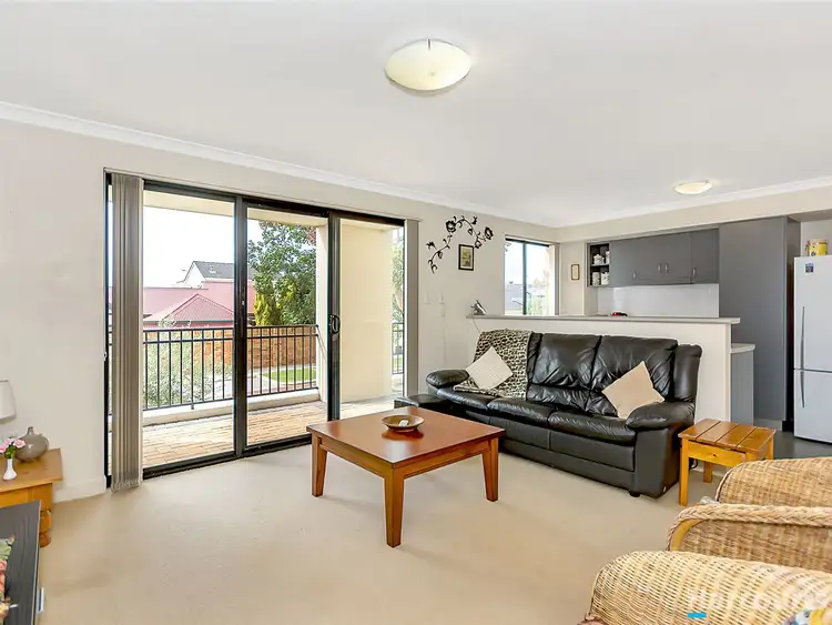 Seventh view of Homely unit listing, 1/6 Wattlebird Loop, Joondalup WA 6027