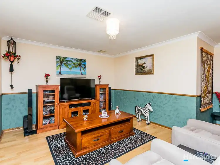 Fourth view of Homely house listing, 2 Deepdene Close, Heathridge WA 6027