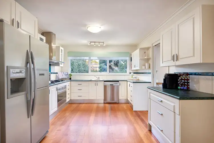 Sixth view of Homely house listing, 19 Dalroy Crescent, Vermont South VIC 3133