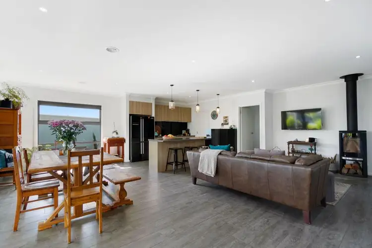 Third view of Homely house listing, 25 Dianella Place, Bairnsdale VIC 3875