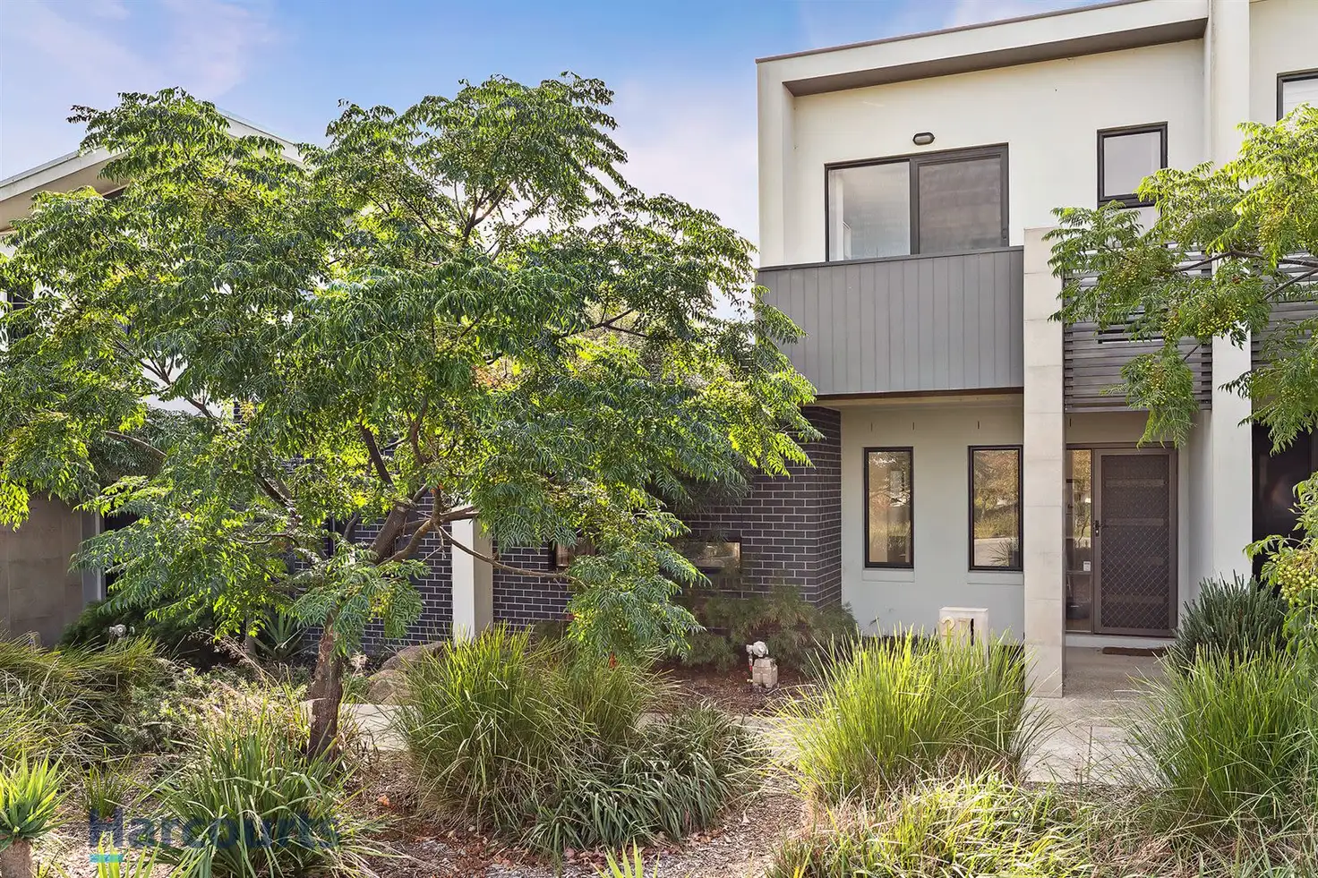 Main view of Homely townhouse listing, 27 Flemington Rise, Officer VIC 3809