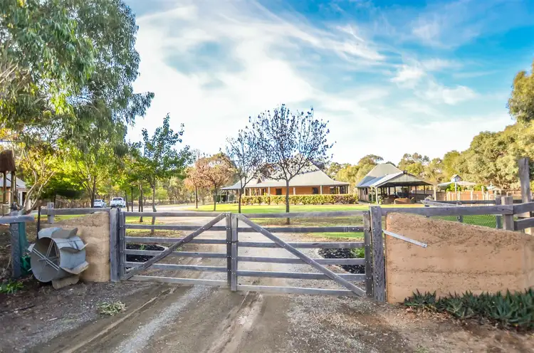 944 Murray Valley Highway, Echuca VIC 3564