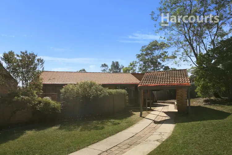 16 Green Lane, Bradbury NSW 2560