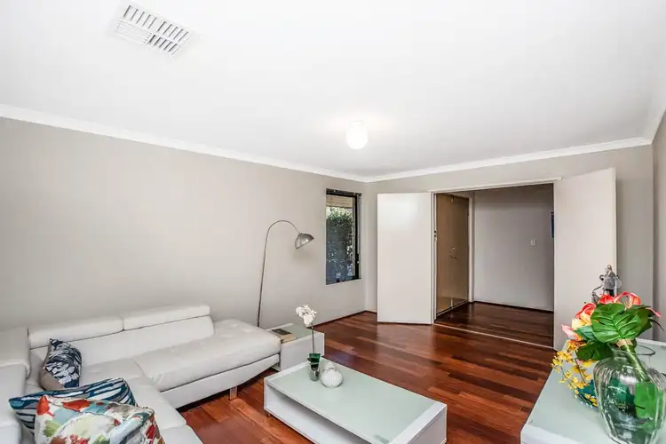 Second view of Homely house listing, 16 Freycinet Cir, Aubin Grove WA 6164