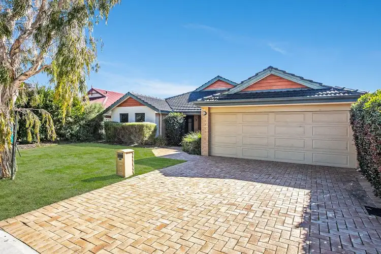 Fourth view of Homely house listing, 16 Freycinet Cir, Aubin Grove WA 6164