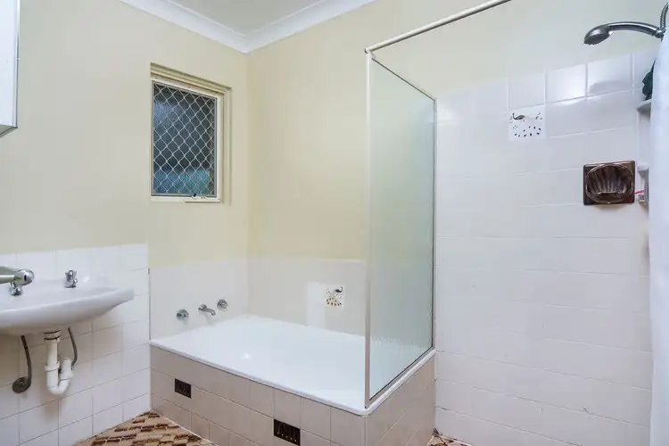 Sixth view of Homely house listing, 8 Lynn Place, Hackham SA 5163