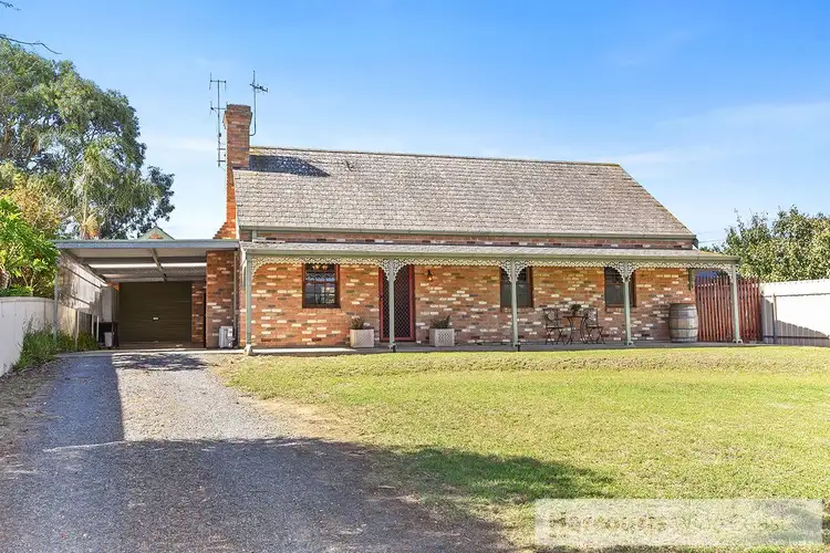 2 Ives Crescent, Mccracken SA 5211