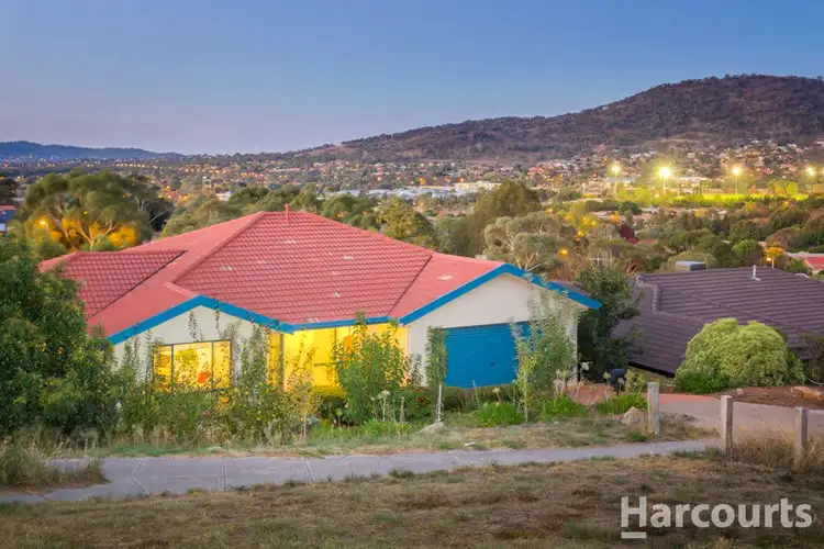 24 Slavin Place, Gordon ACT 2906