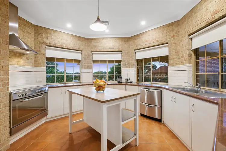 5 Blount Close, Winthrop WA 6150