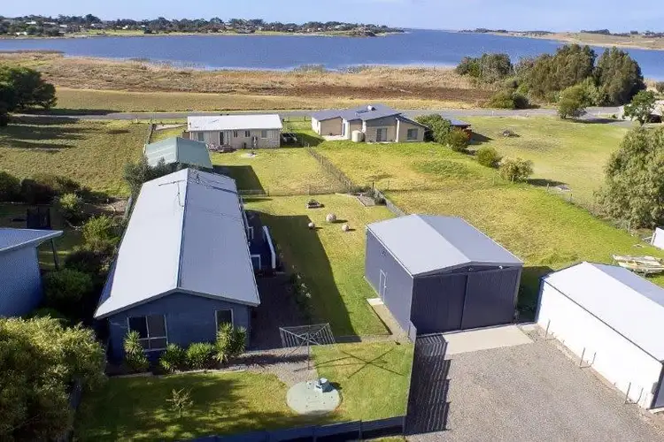 7 Chandos Street, Clayton Bay SA 5256