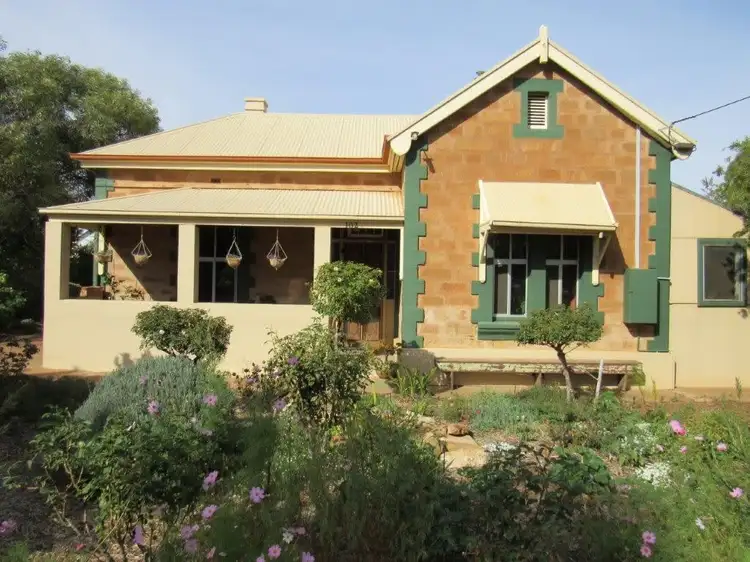 102 Kitchener Street, Peterborough SA 5422