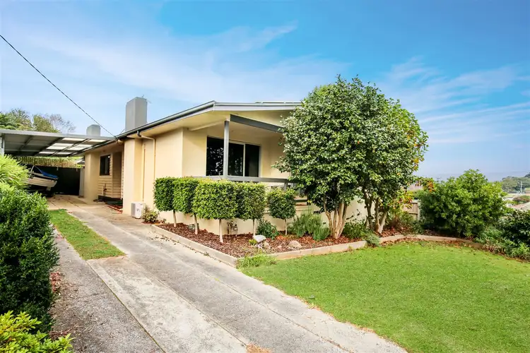 11 Blackmore Avenue, Leongatha VIC 3953