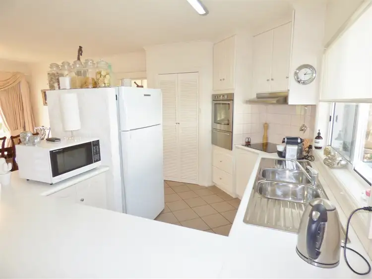 Sixth view of Homely house listing, 14 Heslop Court, Horsham VIC 3400