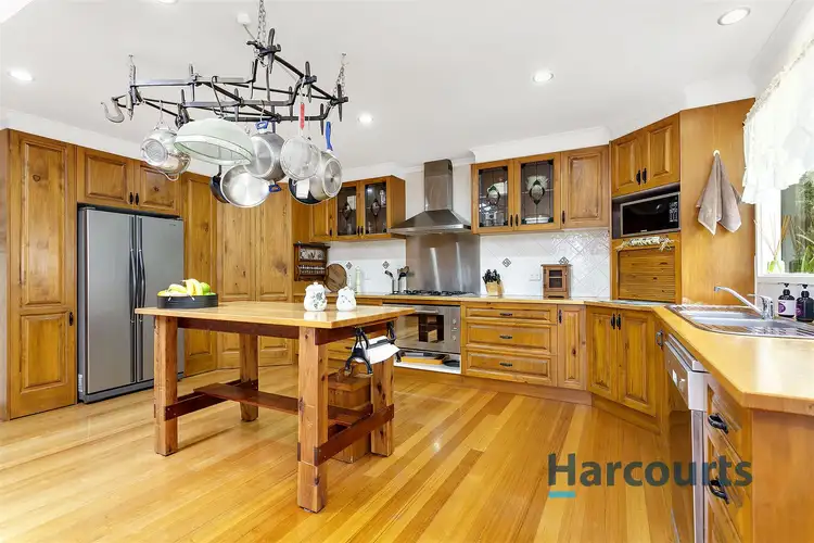 Fifth view of Homely house listing, 2 Farrar Way, Wandin North VIC 3139