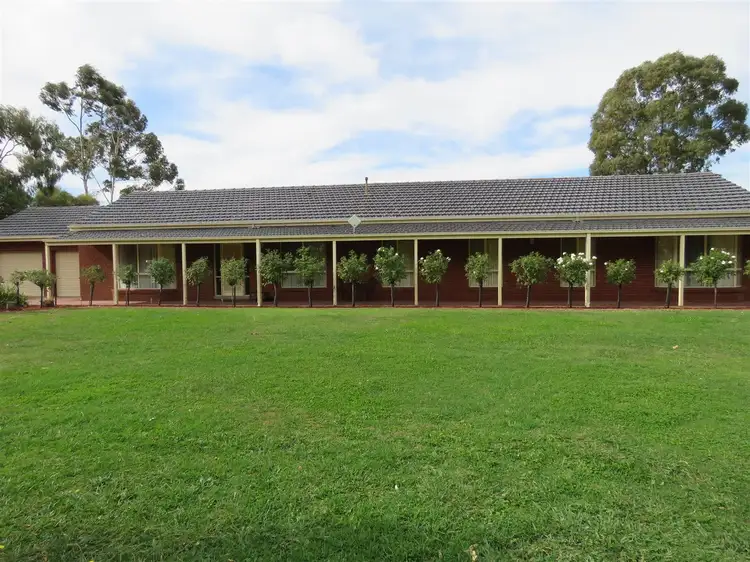 8666 Northern Highway, Echuca VIC 3564