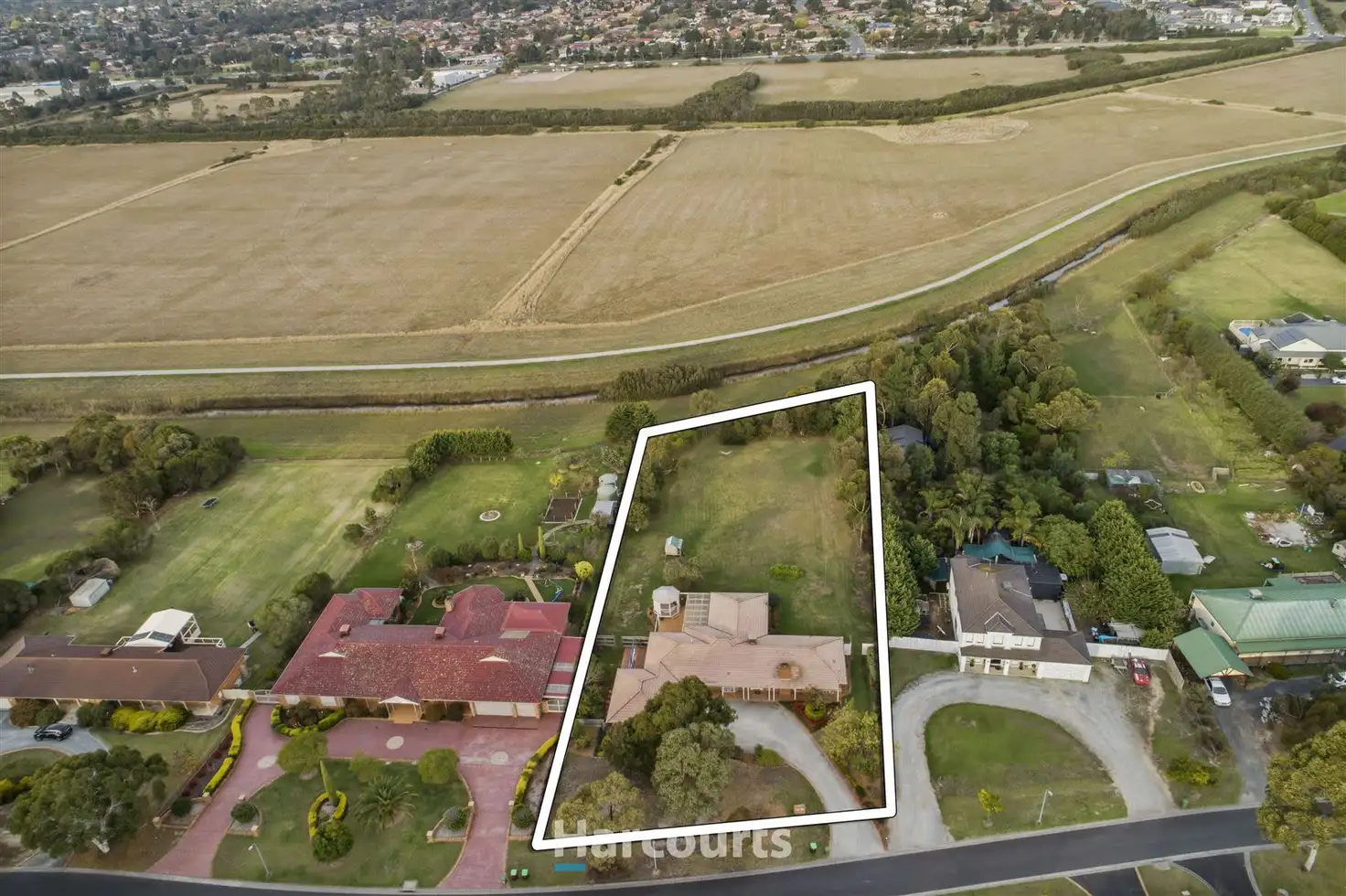 Main view of Homely house listing, 8 Warren Park Place, Narre Warren South VIC 3805