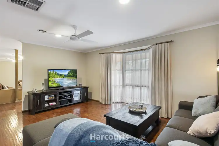 Fifth view of Homely house listing, 8 Warren Park Place, Narre Warren South VIC 3805