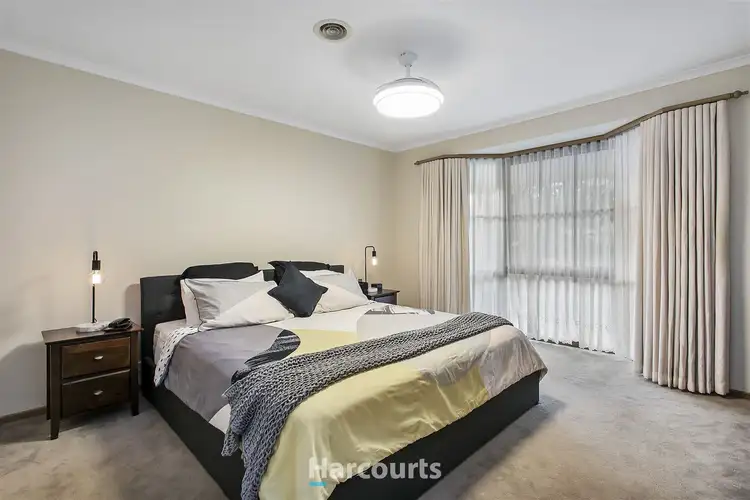 Sixth view of Homely house listing, 8 Warren Park Place, Narre Warren South VIC 3805