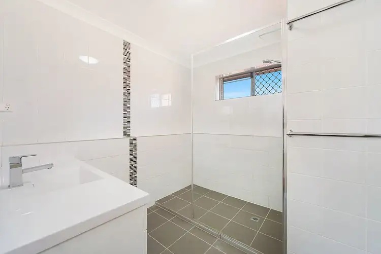 Fourth view of Homely block of units listing, 1-5/77 King Street, Annerley QLD 4103