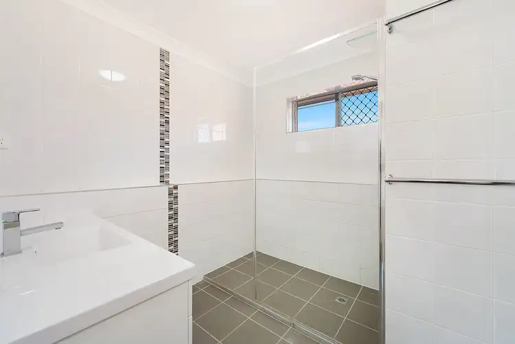 Fifth view of Homely block of units listing, 1-5/77 King Street, Annerley QLD 4103