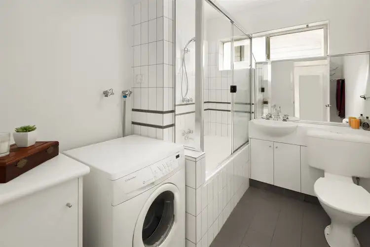 Fourth view of Homely apartment listing, 1/55 Heller Street, Brunswick West VIC 3055
